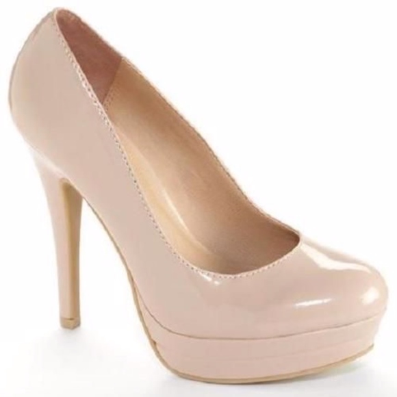 LC Lauren Conrad Shoes - LC Lauren Conrad Nude Pumps